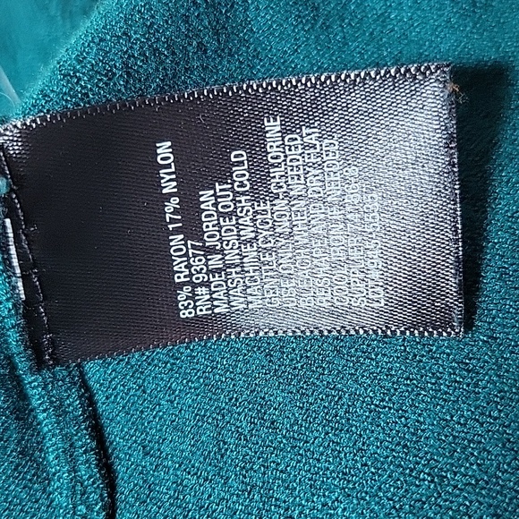 Tunic Sweater - Picture 9 of 9